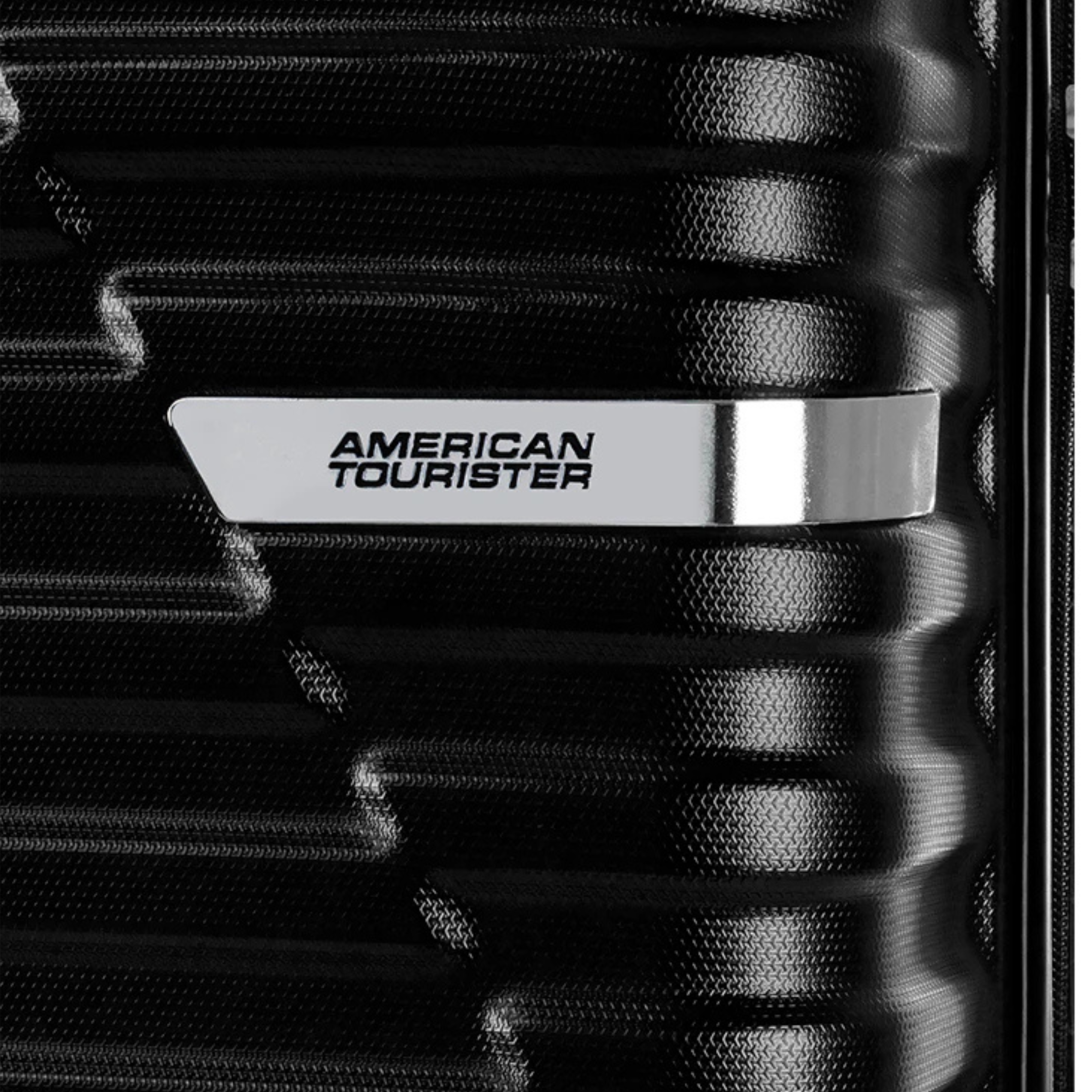 American Tourister Skybridge Luggage in Pakistan – 95 Stores