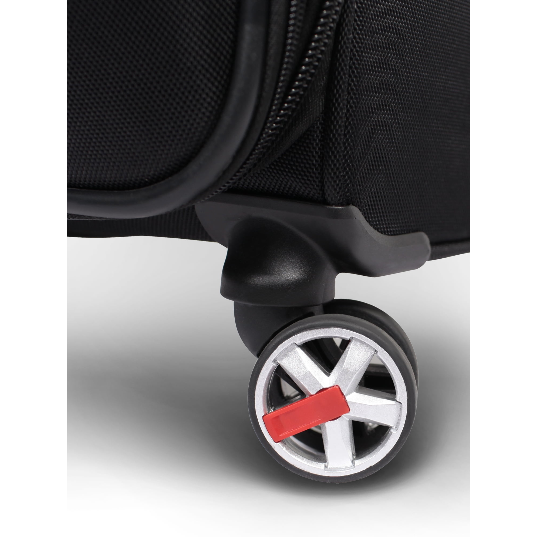 Swiss Tech Softside 4w Luggage