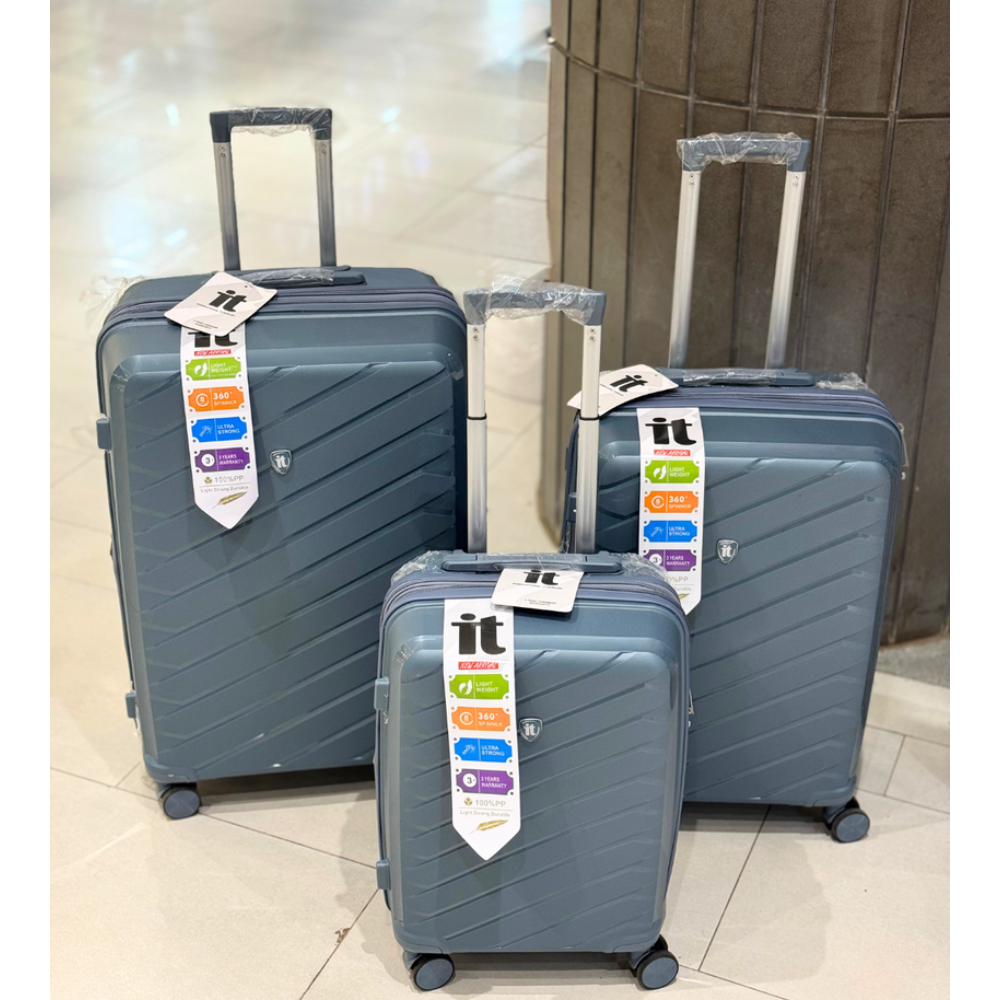 IT Luggage PP body 100% Unbreakable