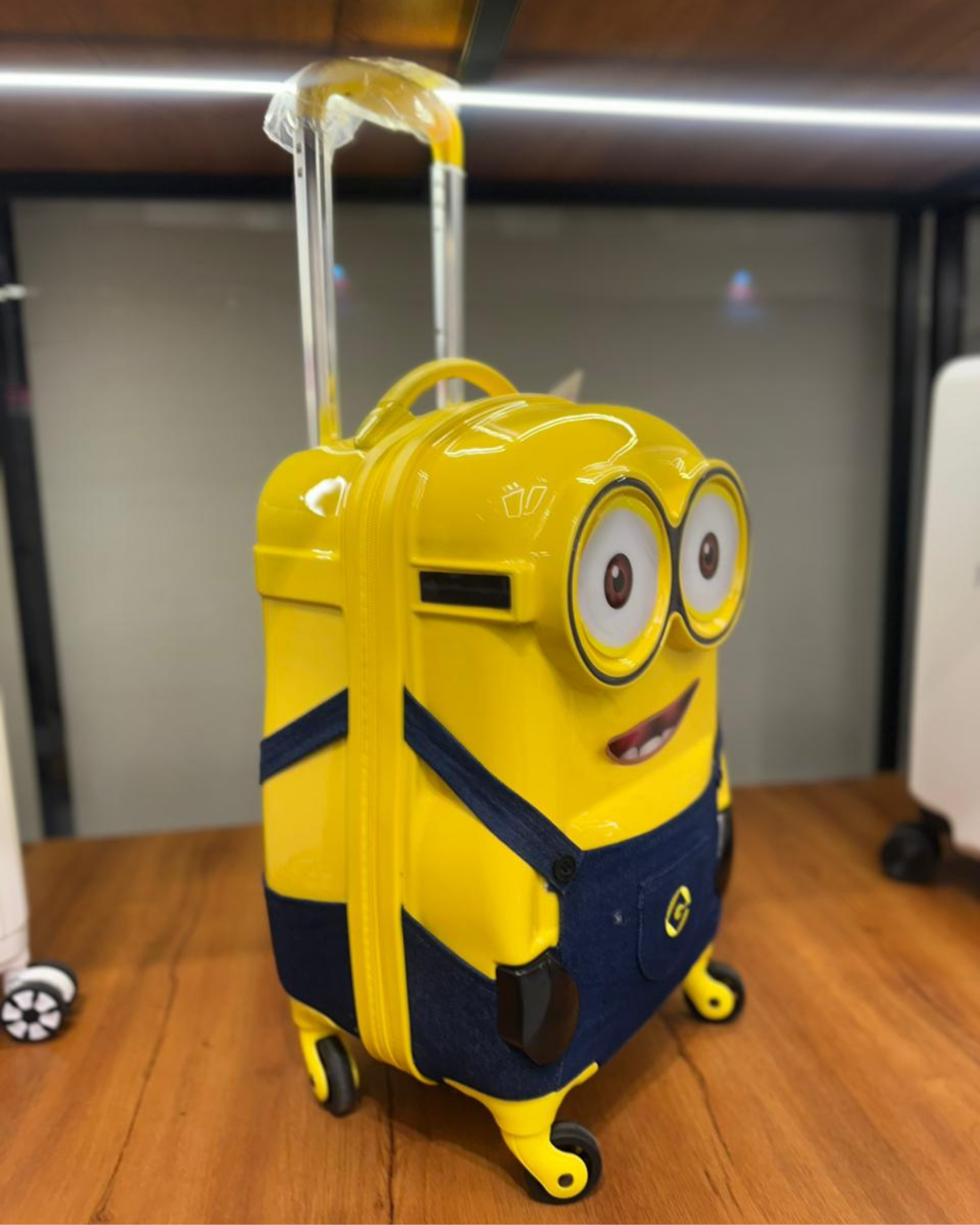 Minions Kids Bag- Exclusive Quality 4 Wheel