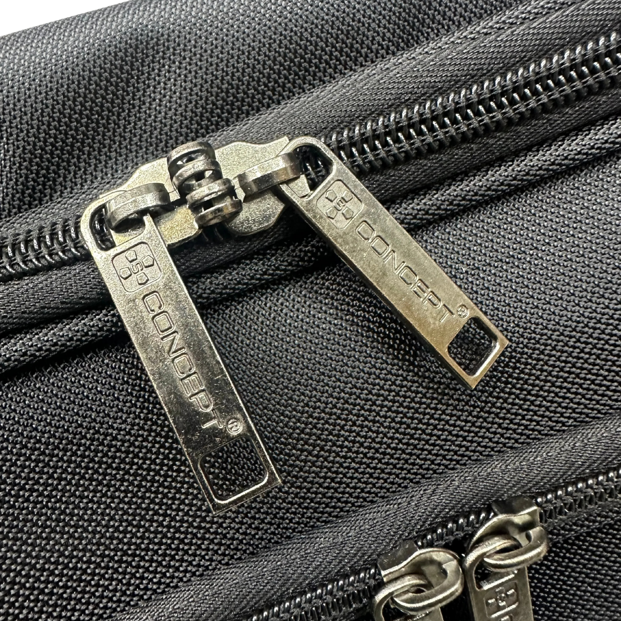 Concept Duffle Bag - Wheeled Duffle Bag - 95 Stores