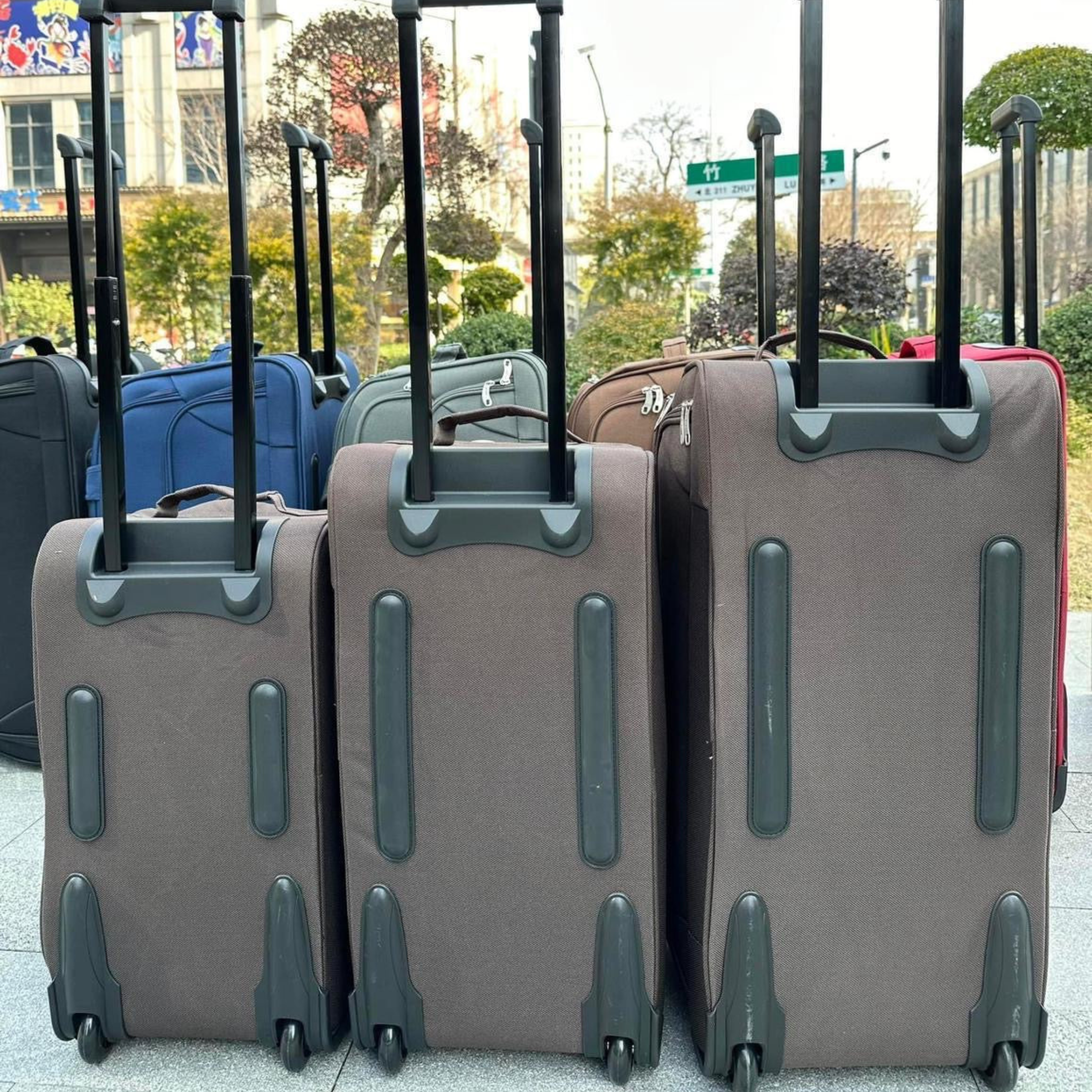 Wheeled Duffle Bag - MRZM Travel Gear - 95 Stores