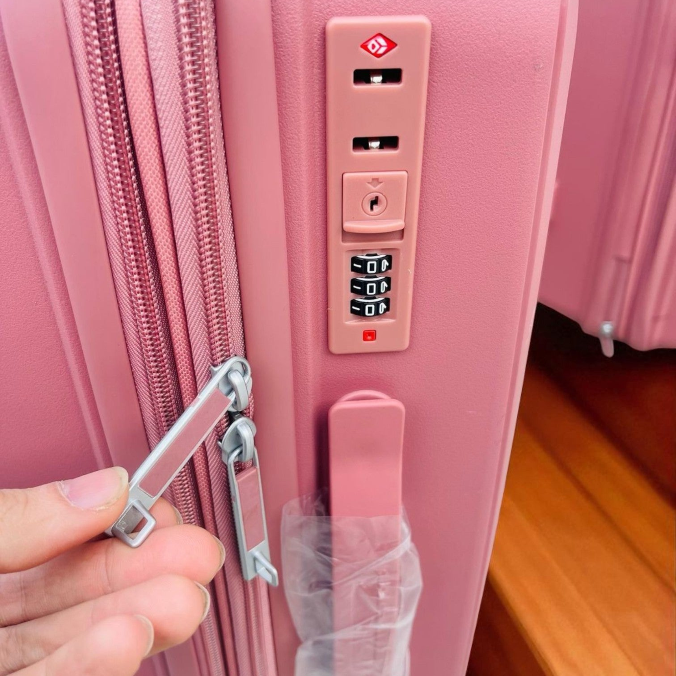 Samsonite PP body Luggage 100% Unbreakable