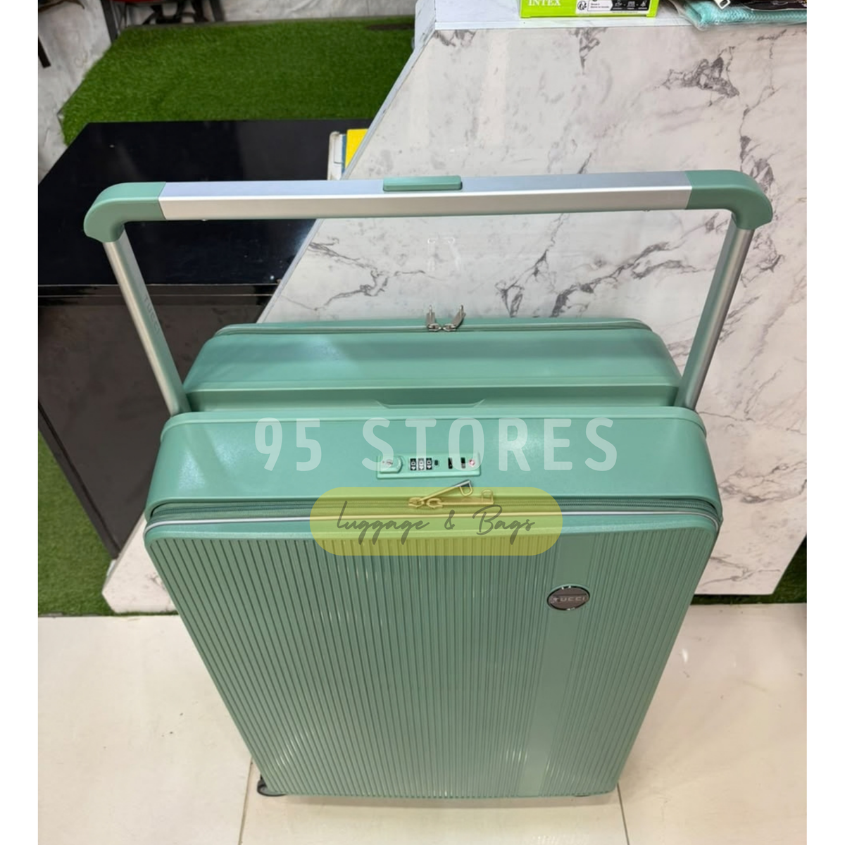 Tucci Front open Luggage