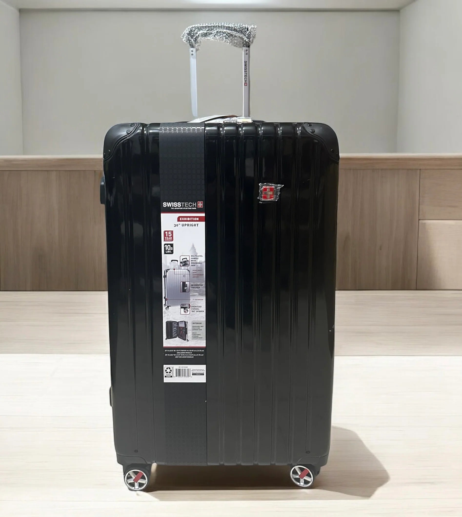 Premium SwissTech Luggage - 100% Polycarbonate - 95 Stores