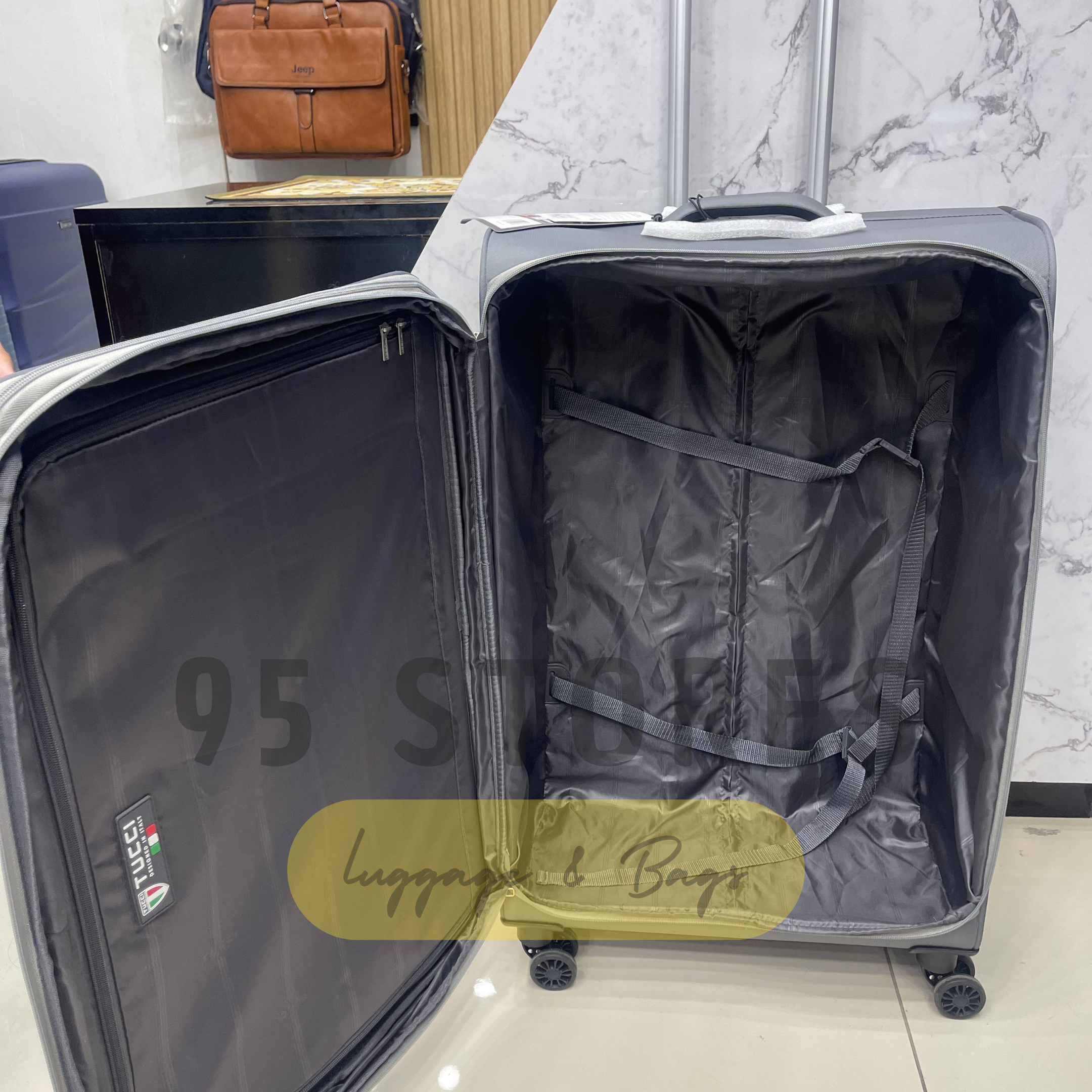 Tucci Softside Luggage 4w