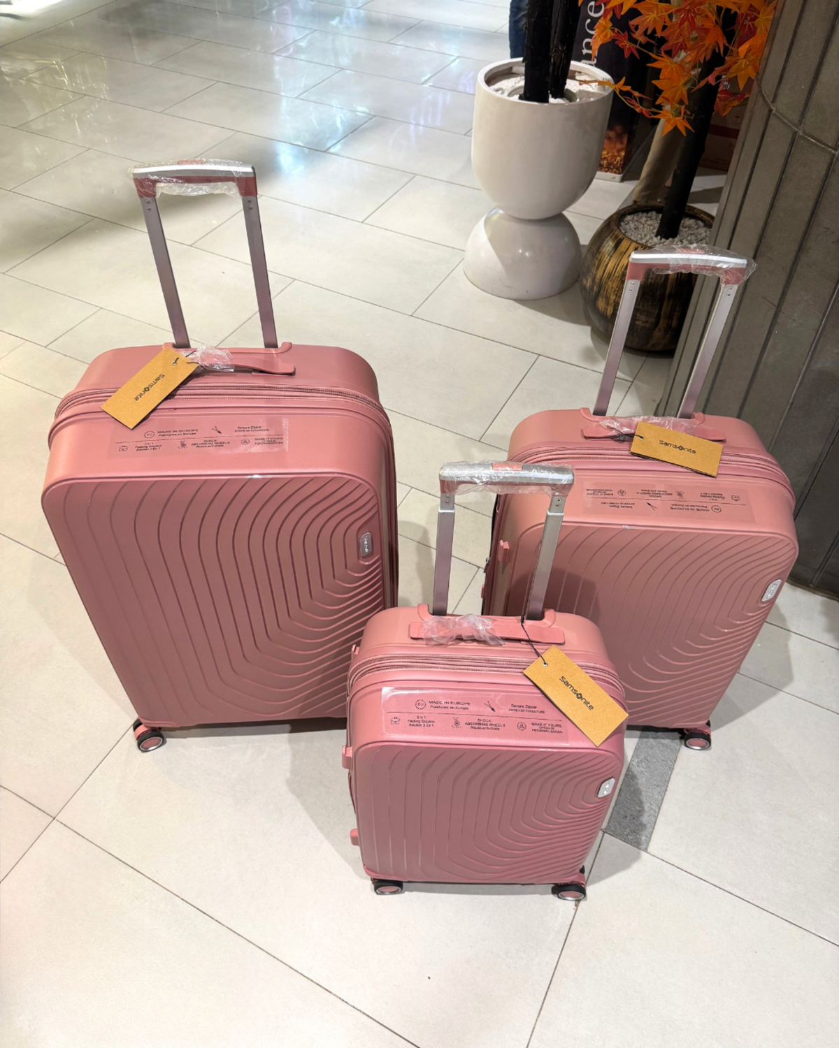 Samsonite luggage PP body 100% unbreakable