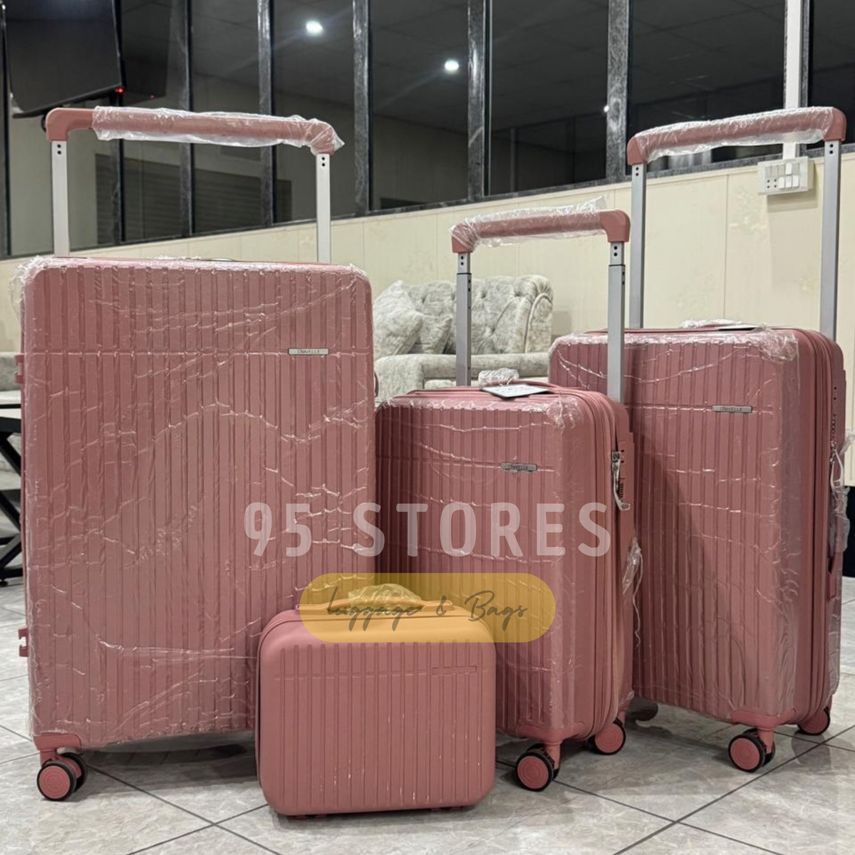 Dovelle 4 Pcs Wide Trolley Luggage