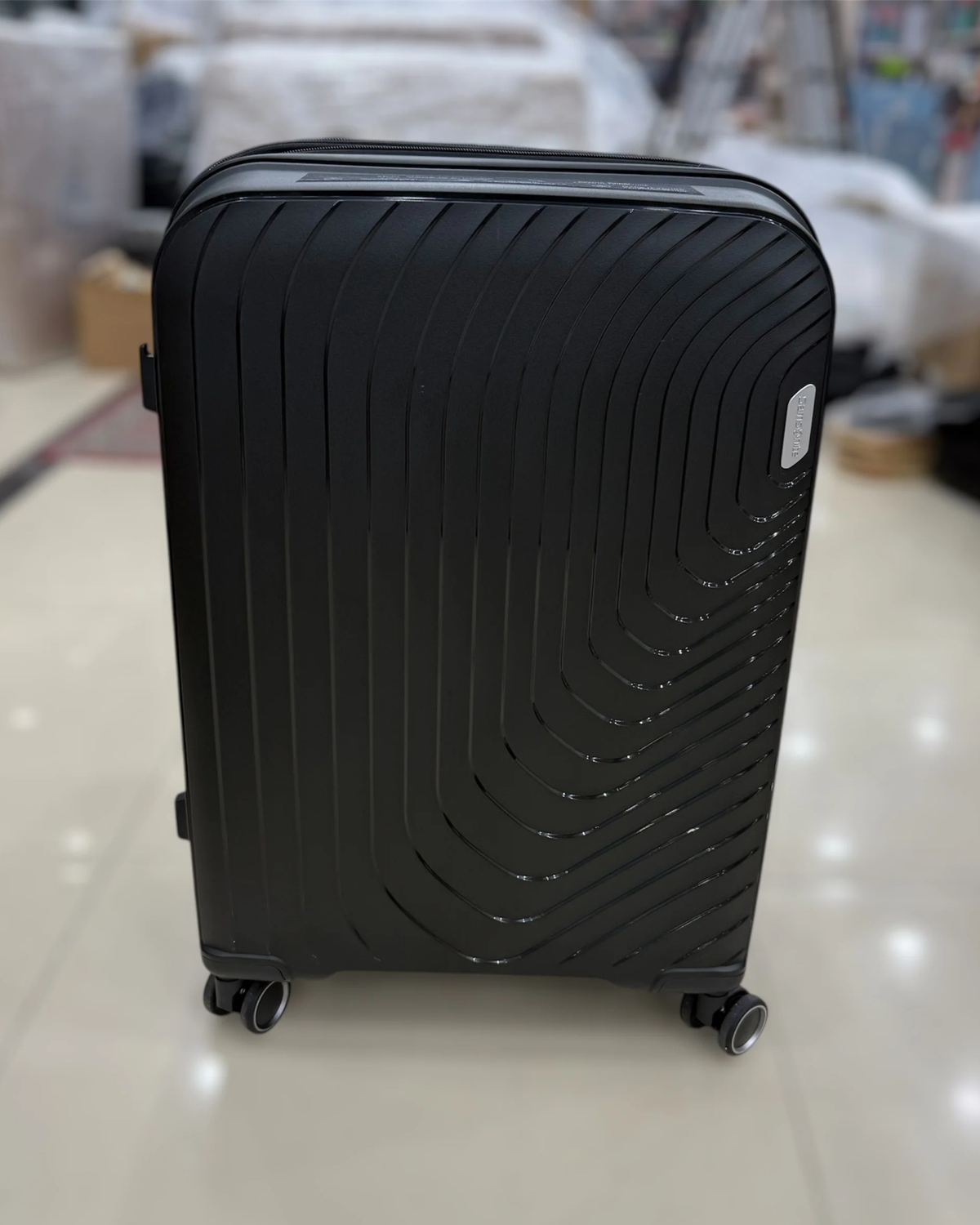 Samsonite luggage PP body 100% unbreakable