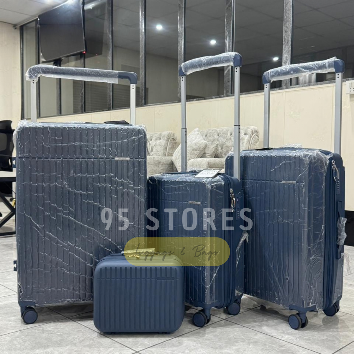 Dovelle 4 Pcs Wide Trolley Luggage